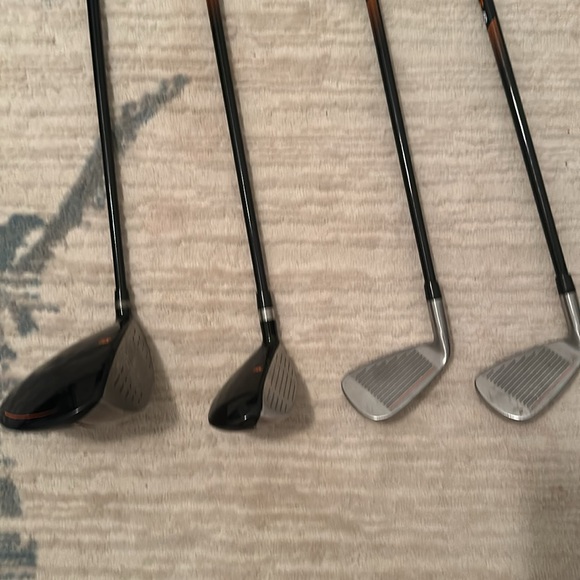 Cobra Junior golf set - Picture 3 of 4